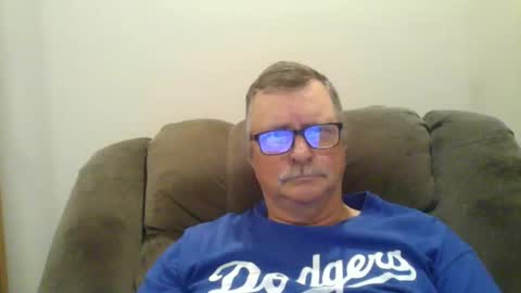 hot4tightholes online show from December 18, 6:14 pm