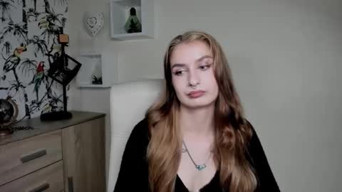 NINA online show from October 8, 6:33 am