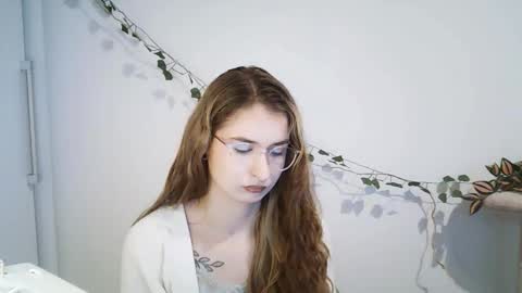 NINA online show from February 24, 7:28 am