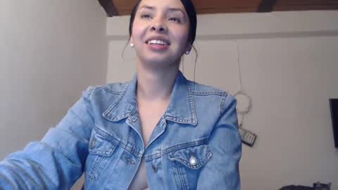 Snapshot of hot_angels___ chatting on September 11, 4:23 am angels online show from September 11, 4:23 am