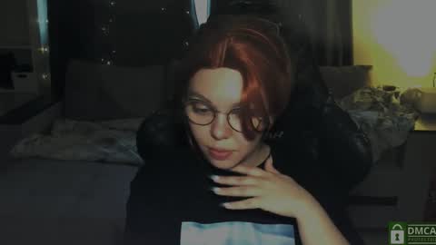 Snapshot of hot_babayaga chatting on December 12, 11:18 am online show from December 12, 11:18 am