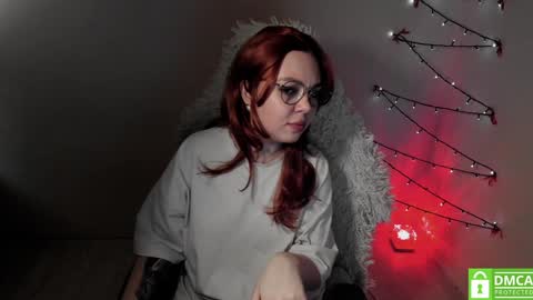 Snapshot of hot_babayaga chatting on December 18, 6:35 pm online show from December 18, 6:35 pm