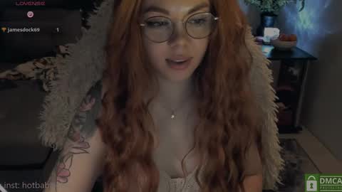 Snapshot of hot_babayaga chatting on January 6, 6:31 pm online show from January 6, 6:31 pm