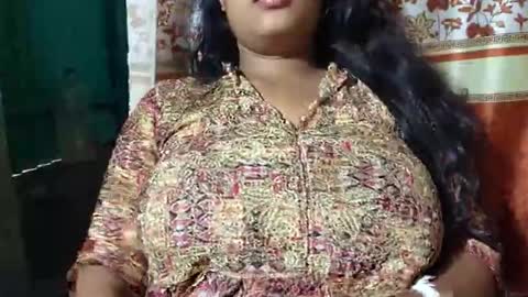 hot_baby_priya online show from April 9, 10:31 am