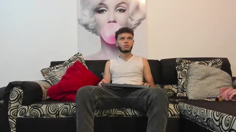 Snapshot of hot_bad_boy69 chatting on September 25, 7:39 pm hot bad boy69 online show from September 25, 7:39 pm