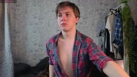 Snapshot of hot_boy_oscar chatting on November 28, 11:13 am Oscar online show from November 28, 11:13 am