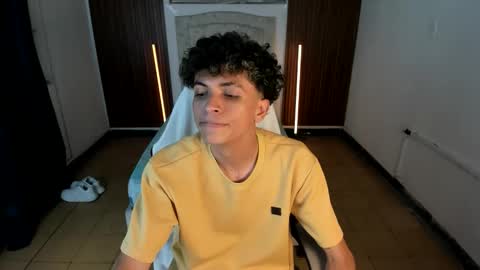 Snapshot of hot_bunny713 chatting on December 1, 4:45 pm hot bunny online show from December 1, 4:45 pm