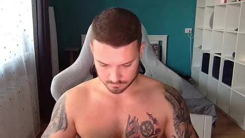 Snapshot of hot_cap_77 chatting on October 2, 3:30 pm hot_cap_77 online show from October 2, 3:30 pm