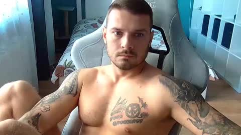 Snapshot of hot_cap_77 chatting on October 8, 1:20 pm hot_cap_77 online show from October 8, 1:20 pm