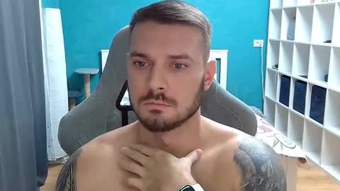 Snapshot of hot_cap_77 chatting on November 6, 1:23 pm hot_cap_77 online show from November 6, 1:23 pm