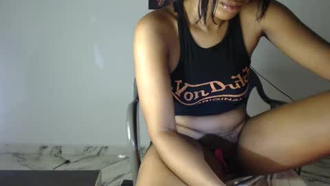 Snapshot of hot_chocoxxxx chatting on January 25, 9:57 pm sonia mis choco online show from January 25, 9:57 pm