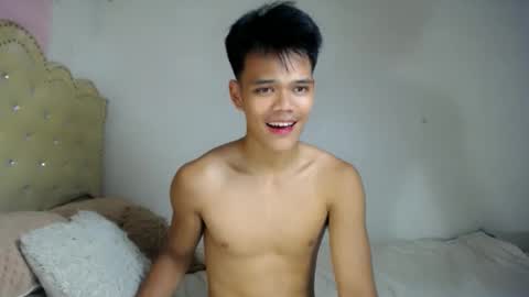 Snapshot of hot_fucker_ chatting on September 29, 7:13 am hot_fucker_ online show from September 29, 7:13 am