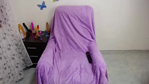 angie online show from February 24, 8:58 pm