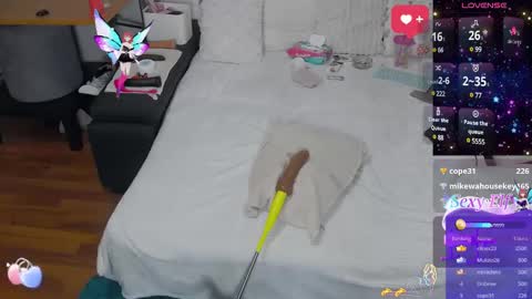 Snapshot of hot_jessica_tyler chatting on January 11, 8:43 pm Jessica Tyler online show from January 11, 8:43 pm