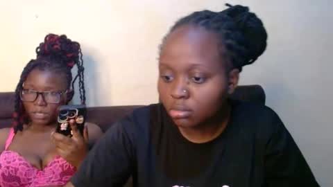 Snapshot of hot_linahh chatting on November 15, 5:38 am Linah online show from November 15, 5:38 am