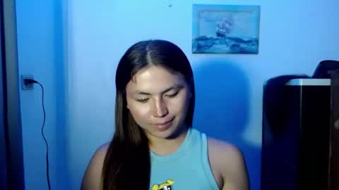Snapshot of hot_precious_nikki chatting on December 4, 4:59 pm Nikki online show from December 4, 4:59 pm