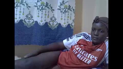 RAYLAH online show from December 3, 8:56 am