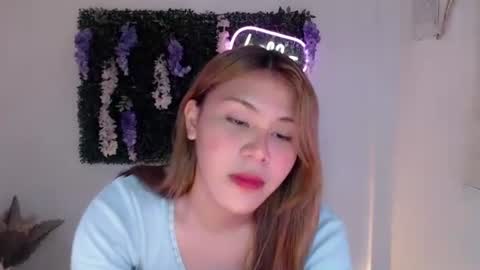 Selena online show from March 4, 8:05 pm