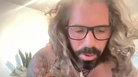 letmedoo2 online show from December 5, 6:54 am