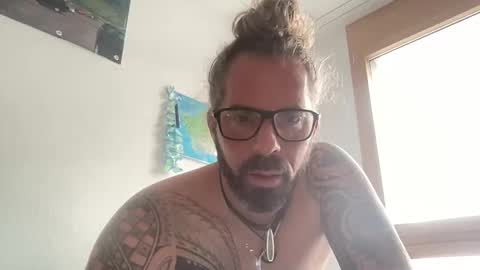 letmedoo2 online show from December 7, 9:28 am