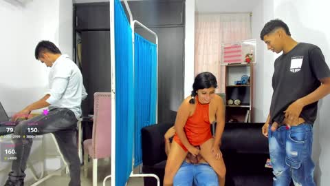 Snapshot of hot_sexmature chatting on February 7, 1:53 pm Vanesa Oliver and Andrew online show from February 7, 1:53 pm