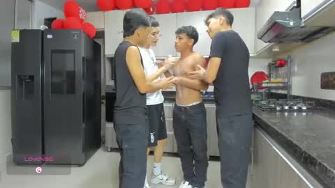 Snapshot of hot_sexmature chatting on September 22, 11:29 pm Vanesa Oliver and Andrew online show from September 22, 11:29 pm