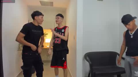 Snapshot of hot_sexmature chatting on October 13, 11:05 pm Vanesa Oliver and Andrew online show from October 13, 11:05 pm