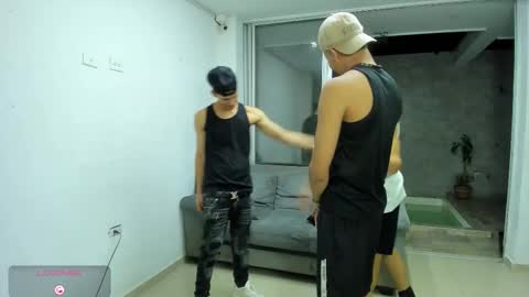 Snapshot of hot_sexmature chatting on November 22, 3:05 am Vanesa Oliver and Andrew online show from November 22, 3:05 am