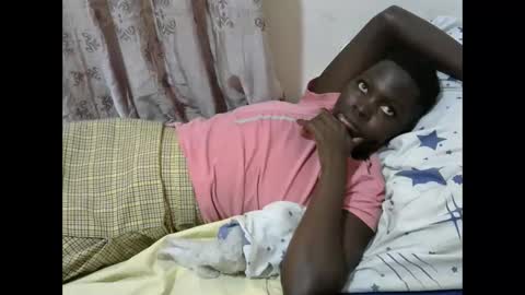 hot_shawrry online show from March 4, 10:46 am