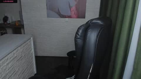 Snapshot of hot_squirtgirl chatting on September 25, 4:21 pm Vasilisa online show from September 25, 4:21 pm