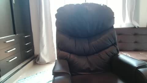 Snapshot of hot_wiffe chatting on March 2, 4:32 pm couple without tabus online show from March 2, 4:32 pm