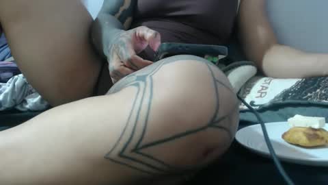 Hot and PowerHOPE U MISS ME online show from February 11, 4:28 am