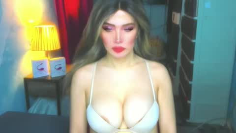 T A N Y A online show from February 26, 2:21 am