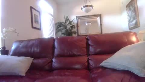 hotblondemilf1962 online show from February 18, 1:44 pm