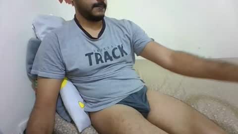 Snapshot of hotboy8677 chatting on November 24, 7:41 am Hotboy8677 online show from November 24, 7:41 am