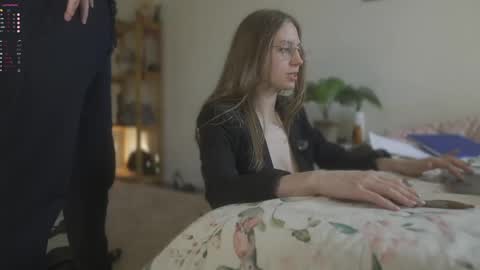 NICK AND NORA online show from April 11, 10:52 am