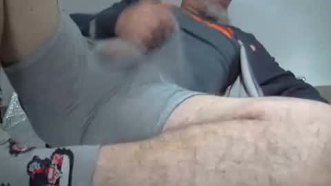 Snapshot of hotcummer444 chatting on February 10, 11:25 am hotcummer444 online show from February 10, 11:25 am