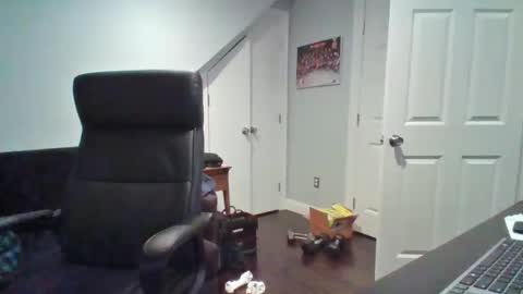 Snapshot of hotdog1124 chatting on December 16, 12:43 pm hotdog1124 online show from December 16, 12:43 pm