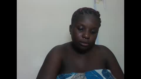 Snapshot of hotebbbyy chatting on December 9, 6:35 pm EBBY online show from December 9, 6:35 pm
