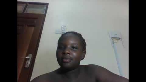 Snapshot of hotebbbyy chatting on December 12, 7:52 am EBBY online show from December 12, 7:52 am