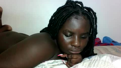Snapshot of hotebbbyy chatting on September 22, 1:51 am EBBY online show from September 22, 1:51 am