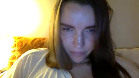 Snapshot of hoteffy chatting on October 26, 1:50 pm effy online show from October 26, 1:50 pm