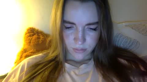 Snapshot of hoteffy chatting on November 11, 9:15 pm effy online show from November 11, 9:15 pm