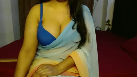 Snapshot of hoteliza6 chatting on December 7, 5:53 pm Eliza i dont show face in any show online show from December 7, 5:53 pm