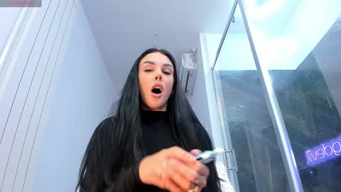 Snapshot of hotfallingdevil chatting on September 24, 4:38 am hotfallingdevil online show from September 24, 4:38 am