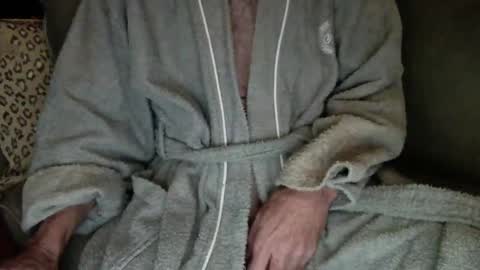 Snapshot of hotfrenchdadd chatting on February 21, 10:07 am hotfrenchdadd online show from February 21, 10:07 am