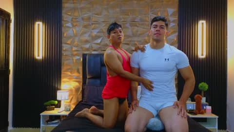 Snapshot of hotfuckers4uu chatting on February 5, 2:48 pm felipe marcello online show from February 5, 2:48 pm