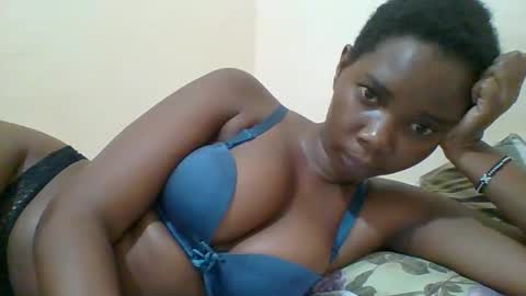 Queen online show from February 16, 4:32 pm