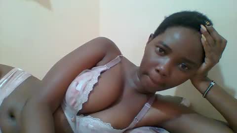 Queen online show from March 4, 12:01 pm