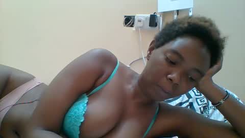 Queen online show from September 24, 7:23 am